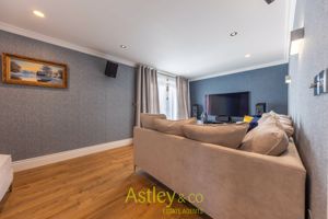 lounge- click for photo gallery